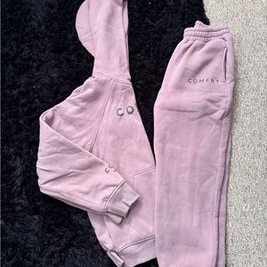 Comfrt Mauve Joggers 
Women’s / men’s small